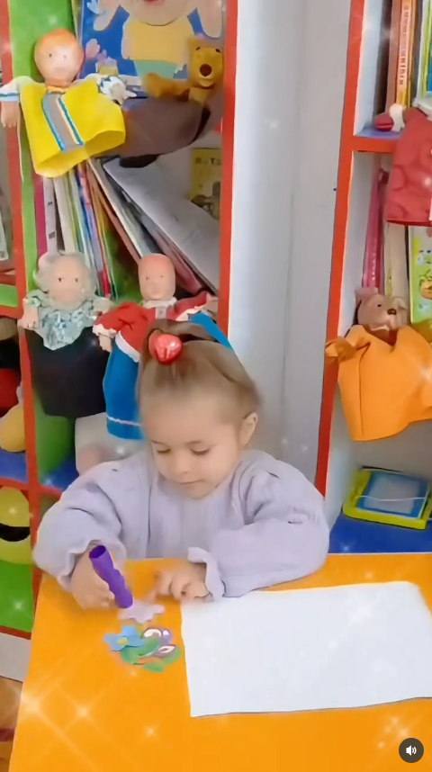 Bağçada rəsm və yaradıcılıq dərsi